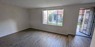 2260 N Indian Canyon Drive Gallery 12