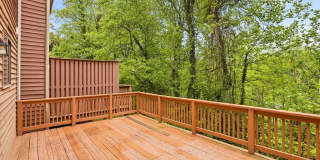 1382 ALMOND DR Gallery 30