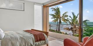 HaleGator: Award-Winning Oceanfront Home w/ Rooftop Lanai & Ocean Views Gallery 24
