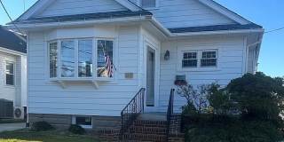 117 East Holly Gallery 1