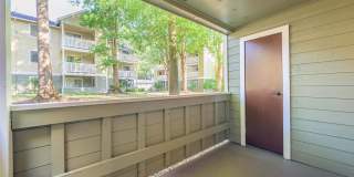Peloton Apartments Gallery 20