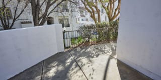 Summit At Warner Center Gallery 150