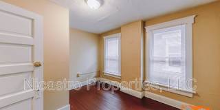 138 E 11th Avenue Gallery 33