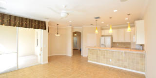 Beautiful 3 Bed 2.5 Bath 2 car garage Gated Townhouse for Rent in Sanford, FL! Greystone Subdivision! Gallery 8