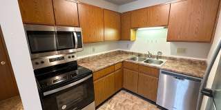 225 Hyland Gallery 42