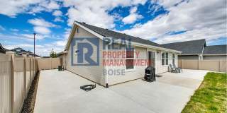 Beautiful 3 Bedroom, 2 Bath Home Near Lake Lowell Gallery 3
