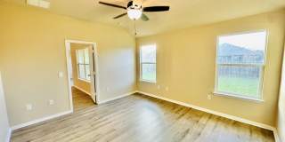704 Silver Wing Drive Gallery 10