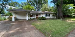 Great Location! Completely Renovated! Huge Backyard! Pets welcome, fees apply. Gallery 24