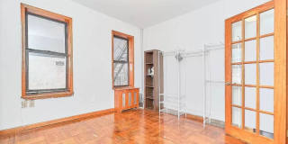 796 Ninth Avenue Gallery 6
