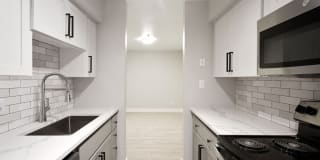 Clifton on 7th Gallery 1