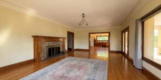 Spacious Somis Country Estate – 4+3 4,000 Sq. Ft. of Timeless Charm Gallery 1