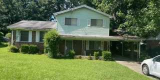 Room in 5 Bedroom Home at Adamsville Dr SW Gallery 1