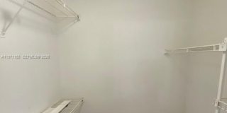 811 NE 199th St Gallery 14