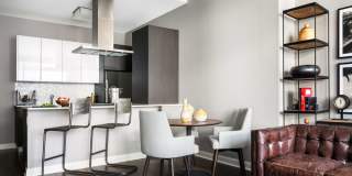 77 W Wacker Dr Gallery 2