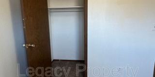 305 E Expressway Gallery 8