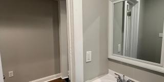 East Baltimore 2 Bedroom w/Den 1.5 Bathroom Gallery 8