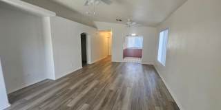 3 Bedroom Home in Holiday Shores Gallery 5