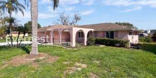 7810 Cayuga Drive Gallery 21