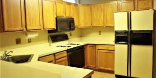 608 QUINCY Court Gallery 18