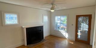 Great House in Oakland with a yard! 2 Beds, 1 Bath Gallery 20