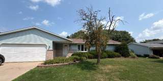 2742 Shawano Avenue Gallery 1