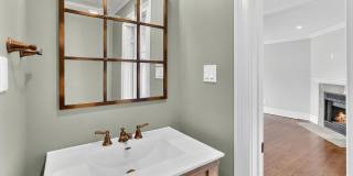 65 E River Road Gallery 18