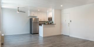 400 Gramercy Gallery 12