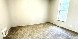 1601 South Linwood Avenue Gallery 5