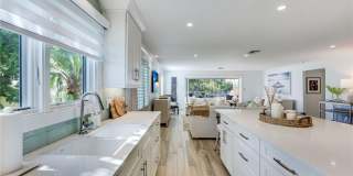 225 5th Ave S Gallery 10
