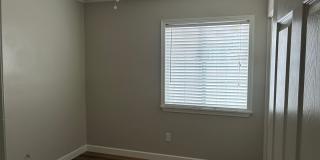 3 Bedrooms with big backyard Gallery 37