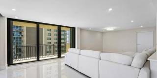 5460 N Ocean Drive Gallery 5