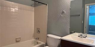 10265 Gandy Boulevard North - 11709 Gallery 17