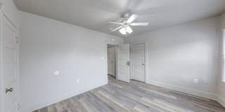 960 Eastern Avenue Gallery 16