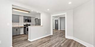 Beautiful 3 bedroom home in Pittsburgh available July 1! Gallery 6