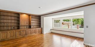 Mid Century Modern Gem in the Heart of The Village MOVE IN SPECIAL Gallery 5
