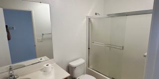 Remodeled 1 story home like new inside Gallery 7