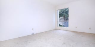 Emerald Victoria Apartments Gallery 27