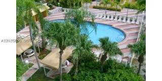 9351 FONTAINEBLEAU BL Gallery 10