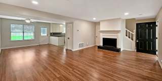 COMING SOON: Beautifully Updated 2/2.5 Townhome Near Truist Park Gallery 10