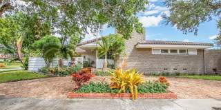 8651 NE 10th Ct Gallery 1