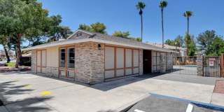 Rosewood Park Gallery 17