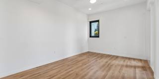Onyx on Park Gallery 126