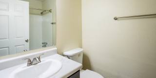 Mill Run Apartments Gallery 6