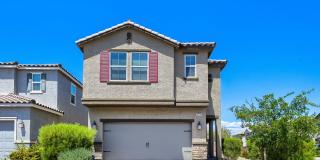 Must see 5 bedroom home with loft Gallery 1