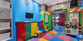 175 Huguenot Street Gallery 16