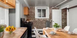 The Valerie Gallery 11