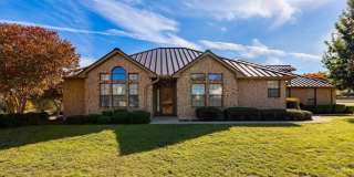 100 Braeburn Circle Gallery 1