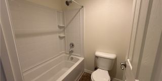 11346 Bedford Commons Drive Gallery 15