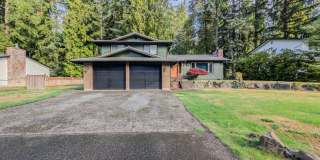 **Move-In Special** Spacious 3-Bedroom Home with Large Yard, 2-Car Garage & Shed! Gallery 1