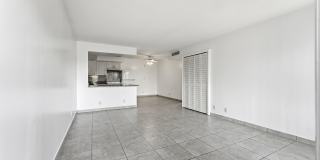 2671 Riverside Drive Gallery 3